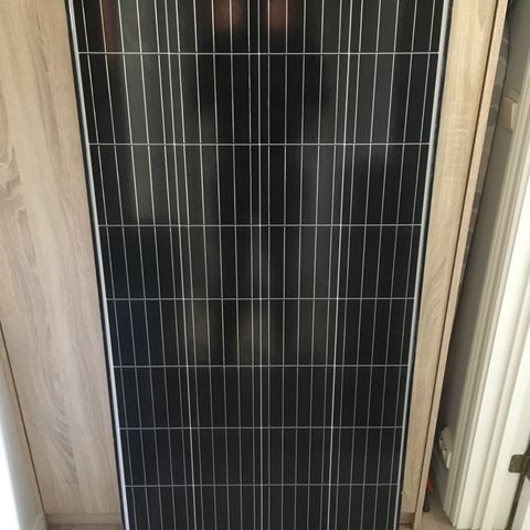 Solcellesett 12 V , 200 W