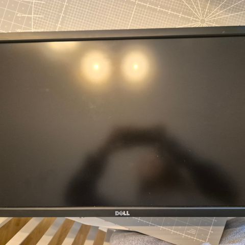 Dell U2413f-skjerm UTEN fot og kabler