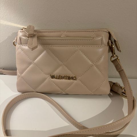 Valentino crossbody veske