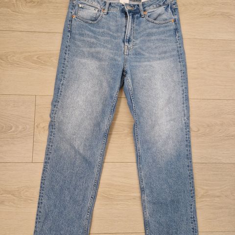 Jeans str. 40