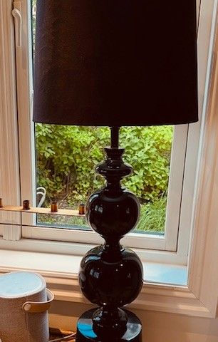 Lampe, bordlampe med skjerm