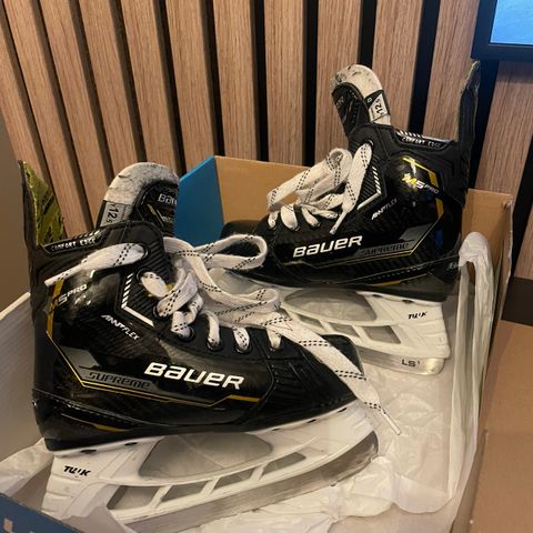 Bauer m5 pro hockeyskøyter str. Y 12.5 = 31,5