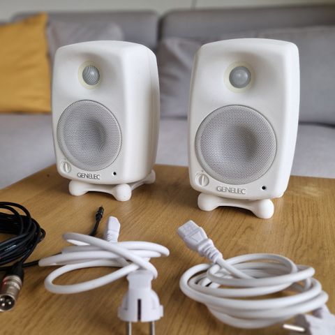 Genelec 8020C 2015 modell x2