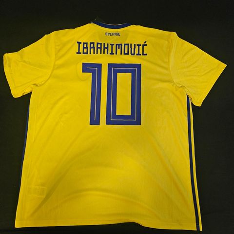 Zlatan Ibrahimovic Sverige landslagsdrakt [NY]