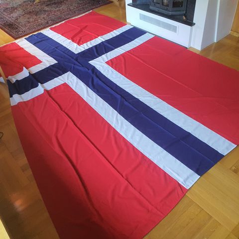 Norsk Flagg til flaggstang 350 cm