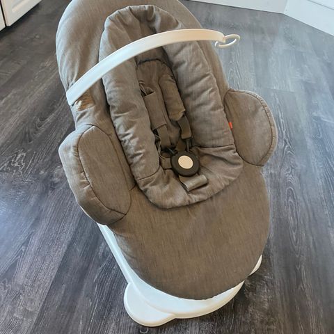 Stokke Steps bouncer/vippestol