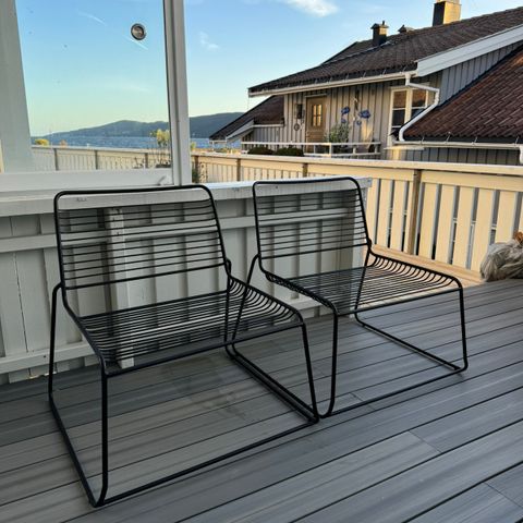 To lounge stoler fra Home and Cottage selges  samlet