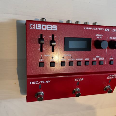 Boss RC-500 selges