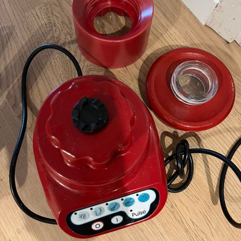 Kitchenaid blender UTEN glassbeholder selges