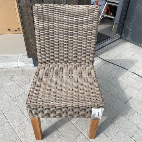 4stk Nye kvalitets rotting stoler med teak ramme! Førpris 4000kr