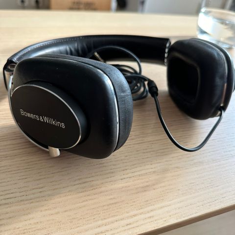 Bowers & Wilkins P7 kablet hodetelefoner