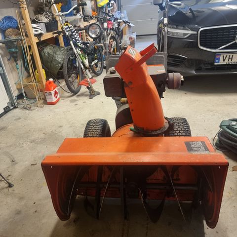 Ariens ST1032 snøfres