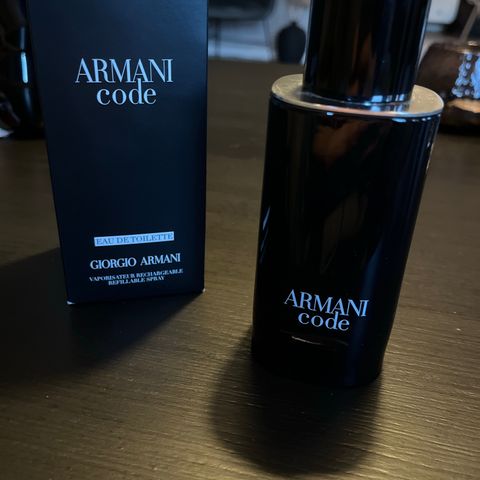 Selger billig armani parfyme 115ml sirka