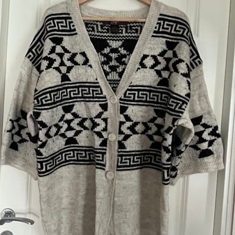 Jsfn cardigan, str.46/48