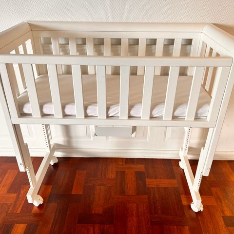 Troll Bedsidecrib