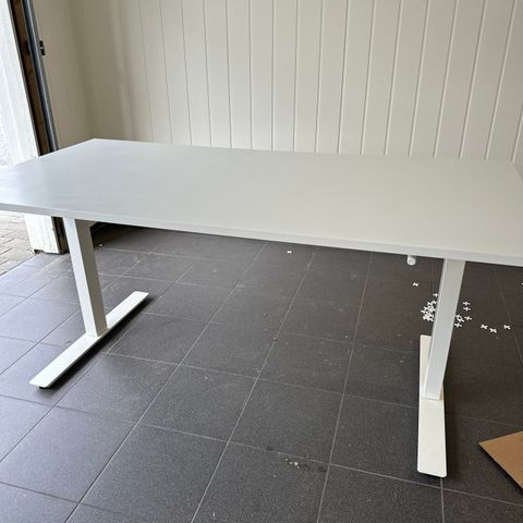 IKEA SKARSTA Desk sit/Stand, White, 160x80 cm