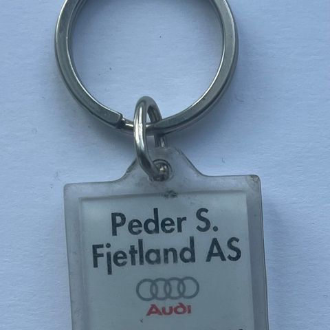 Nøkkelring fra AUDI forhandler