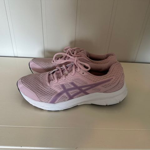 Asics joggesko