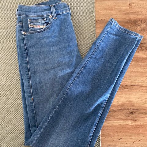 Diesel jeans, D-roisin, str W29- L34