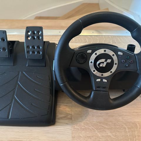 Logitech drivingforce pro