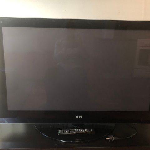 LG TV 42 tommer Full HD