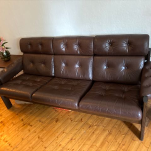 Ekornes Amigo, Norsk designklassiker selges