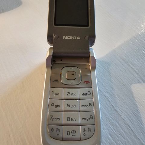 Nokia 2760