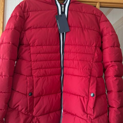 Tommy Hilfiger jakke