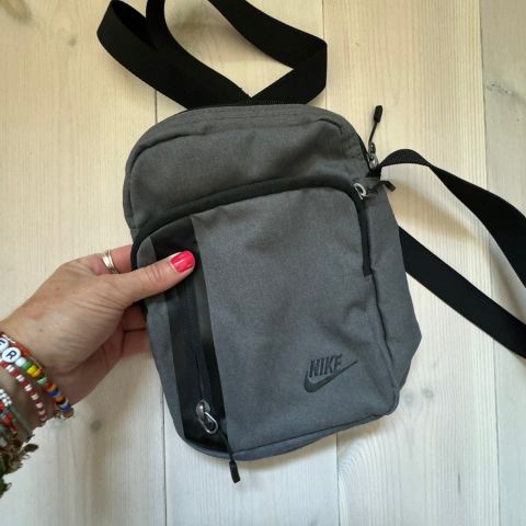 Nike liten veske/bag