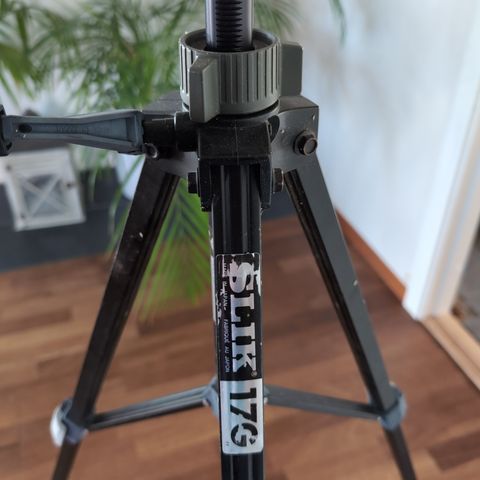 Slik 17G tripod