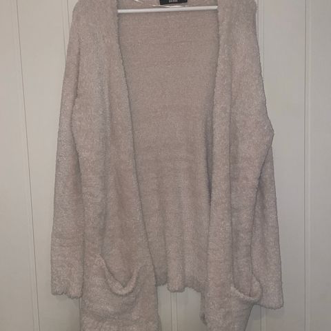 Myk Cardigan