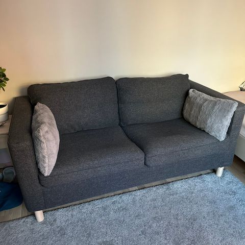 Pårup 2-seters sofa mørk grå