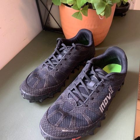 Inov-8 mudclaw, 38,5 terrengløpesko