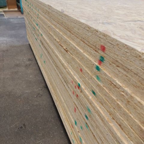 Osb plater 18 mm 120cm x 244cm og 125cm x 244cm 2.sort