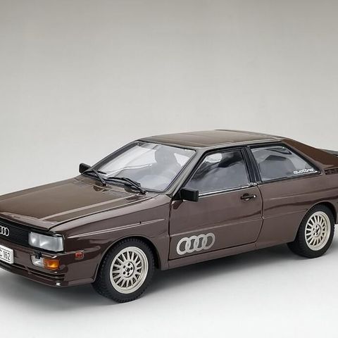 Audi Quattro Coupe (B2) - 1983 modell - Havanna Brun lakk - SunStar - skala 1:18