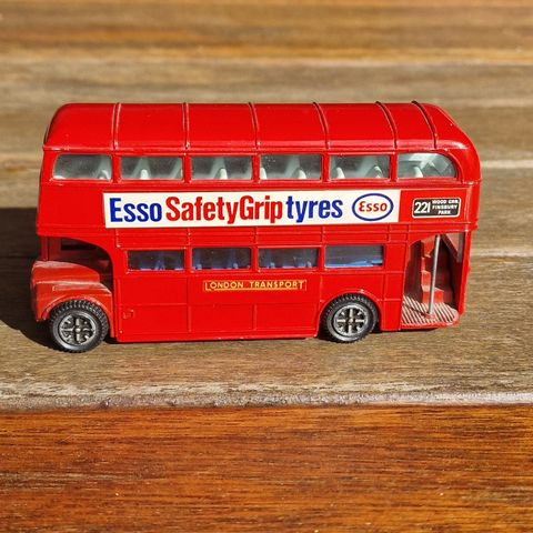 Dinky Toys London buss.