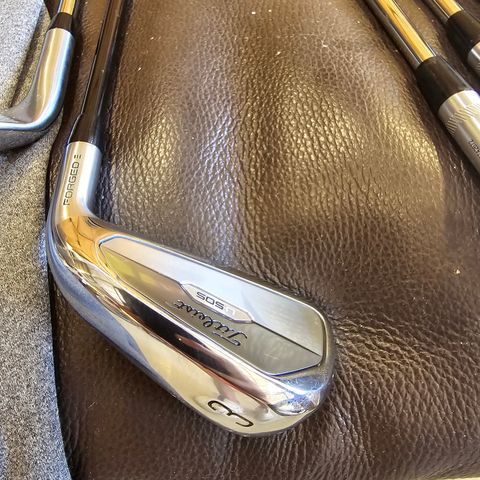 Titleist U505 3 jern