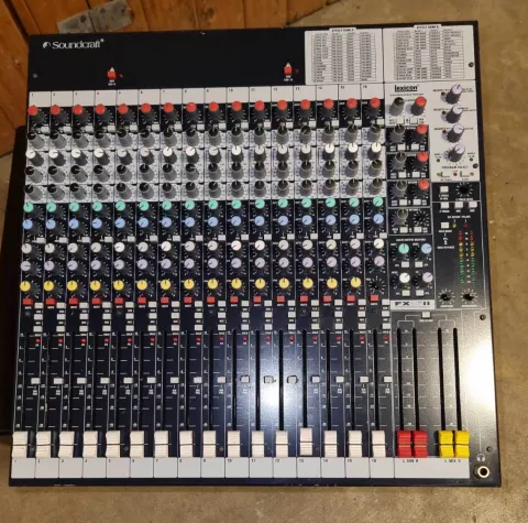 Soundcraft fx16 II mikser