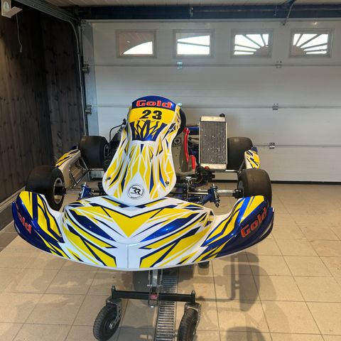 X30 Gold kart (GT30) 2022 mod.