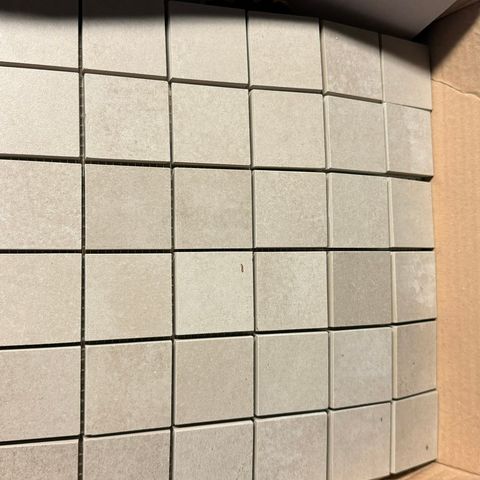 Lite restparti selges billig - Pro Beton Beige Mosaic fliser