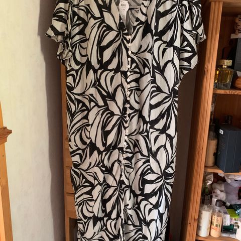 Ny kaftan for kvinner str. XS oversize selges