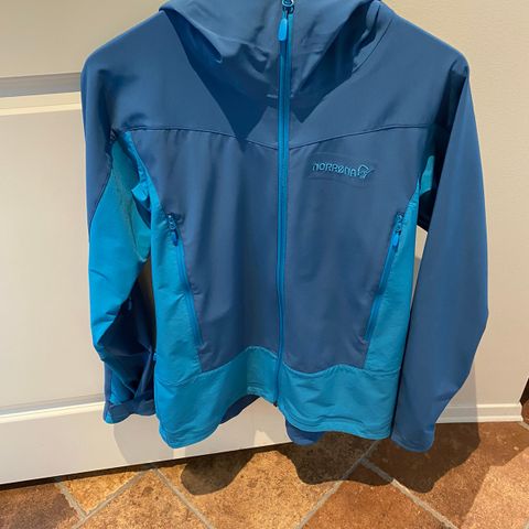 Norrøna Falketind windstopper hybrid Jacket