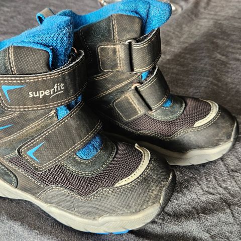 Vintersko Superfit str 28