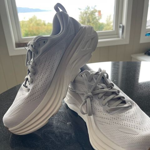 Hoka bondi 8