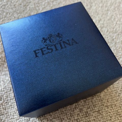 Festina watch never used