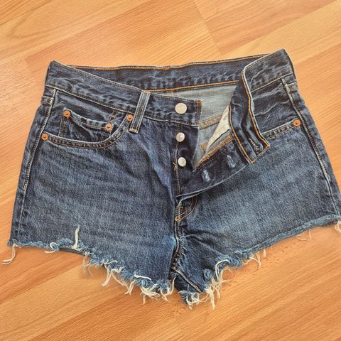 Levi's shorts str 27