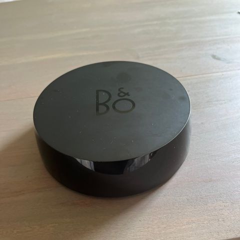 Bang&Olufsen BeoPlay S8 Connection Hub