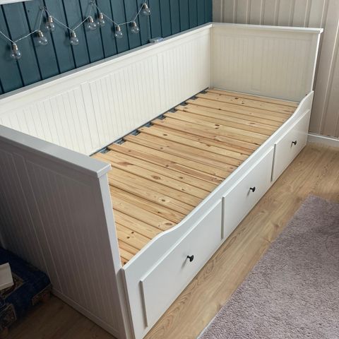 IKEA Hemnes seng selges.