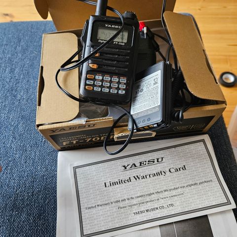 Yaesu ft70d