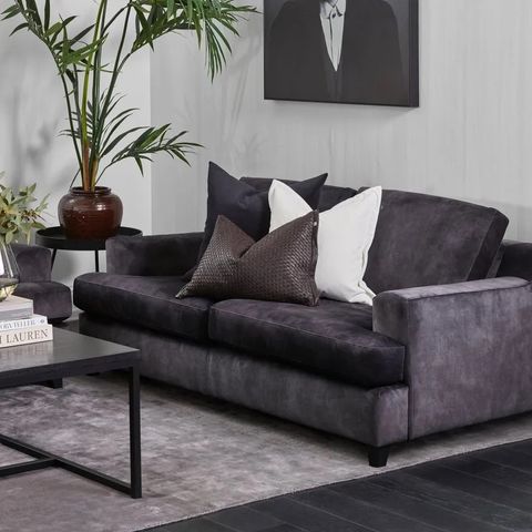 Felton 19 3 seter sofa med armlene